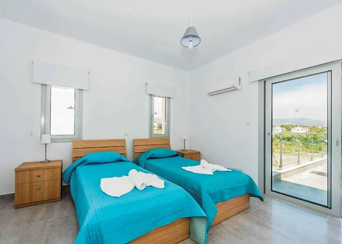Villa Demitrios Vine Péjia