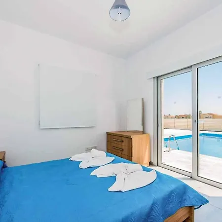 Demitrios Vine Villa *